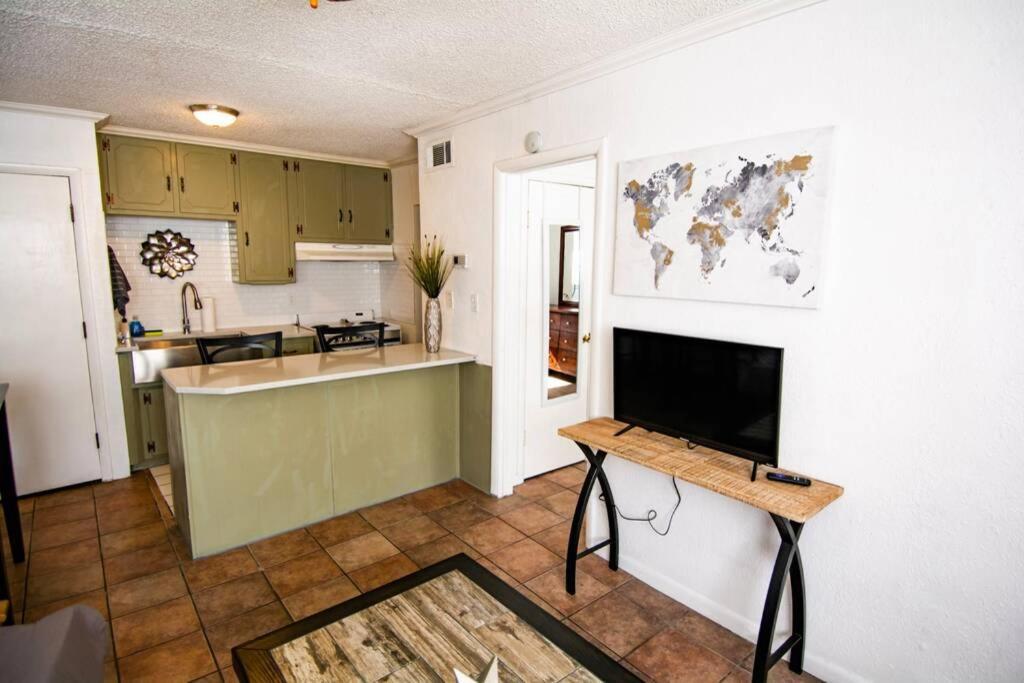 Central Automobile Alley Modern 1Bdr - Wifi Oklahoma City Buitenkant foto