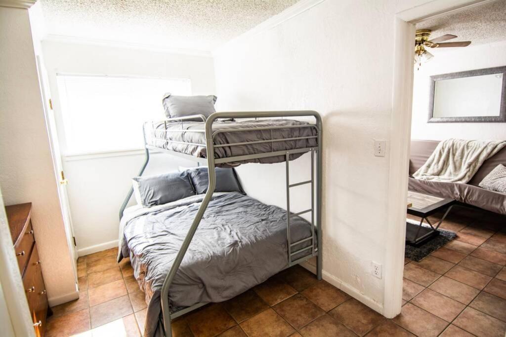 Central Automobile Alley Modern 1Bdr - Wifi Oklahoma City Buitenkant foto